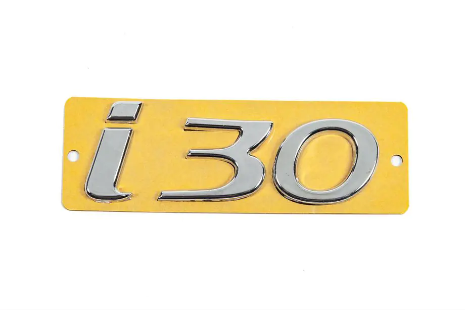 Hyundai I-30 2012–2017 I30 emblem (108 x 37 mm) Image