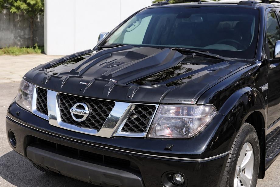 Nissan Navara 2006–2015 Set med motorhuvsöverdrag DRAGON (3 st) Foto 1
