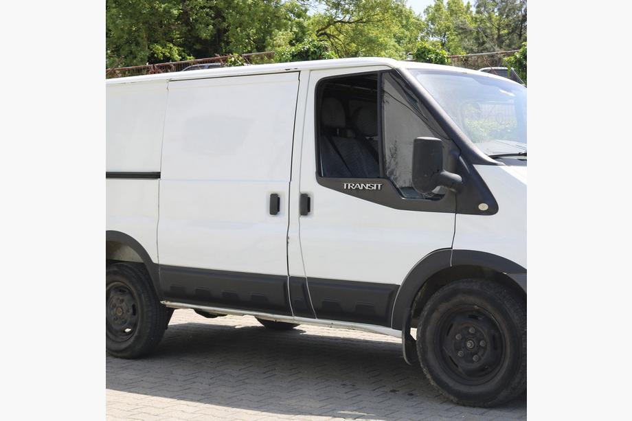 Ford Transit 2000–2014 EuroCap dörrlister (6 st, ABS, kort bas) Image