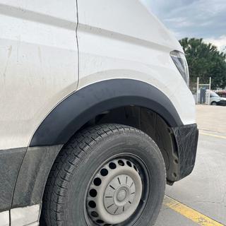 Breda skärmbreddare (4 st, svarta) Volkswagen Crafter 2016– foto 1