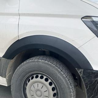 Breda skärmbreddare (4 st, svarta) Volkswagen Crafter 2016– foto 3
