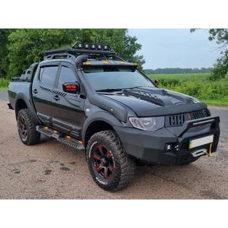 Dörrlister (4 st, ABS) Mitsubishi L200 2006–2015 foto 3