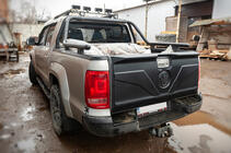Volkswagen Amarok 2010–2022 Bakluckelist (ABS) foto 1