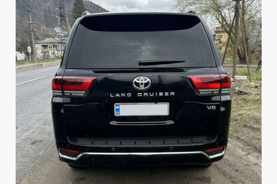 Toyota Land Cruiser 200 2007–2021 Restylingkit för LC 300 High-Line (komplett sats) Foto 7