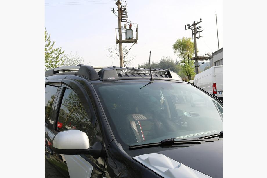 Dacia Duster 2008–2018 Vindrutvisir V3 (LED) Image