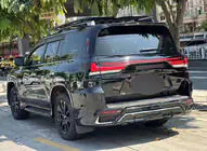 Lexus LX570/450d 2008–2022 Facelift-kit för LX600 foto 4