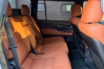 Toyota Land Cruiser 200 2007–2021 Interiöruppgraderingssats för LC300 (instrumentpaneldetaljer) foto 8
