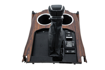 Toyota Land Cruiser 200 2007–2021 Interiöruppgraderingssats för LC300 (instrumentpaneldetaljer) foto 43