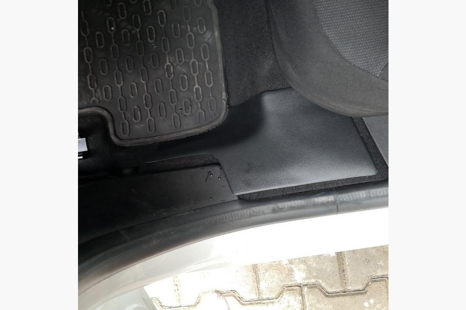 Dacia Sandero 2021– Invändiga instegslister EuroCap (5 st, ABS) Image