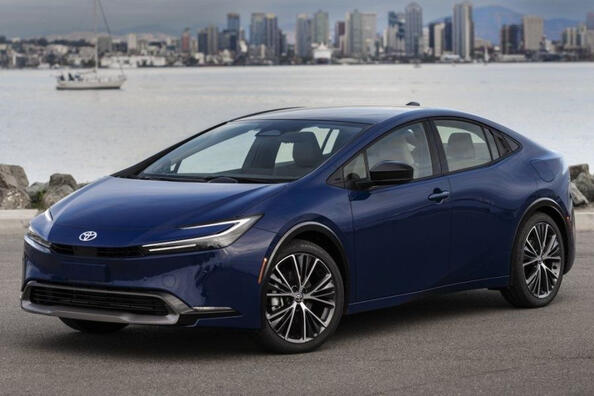 Genomgång av nya generationens hybridmodell Toyota Prius