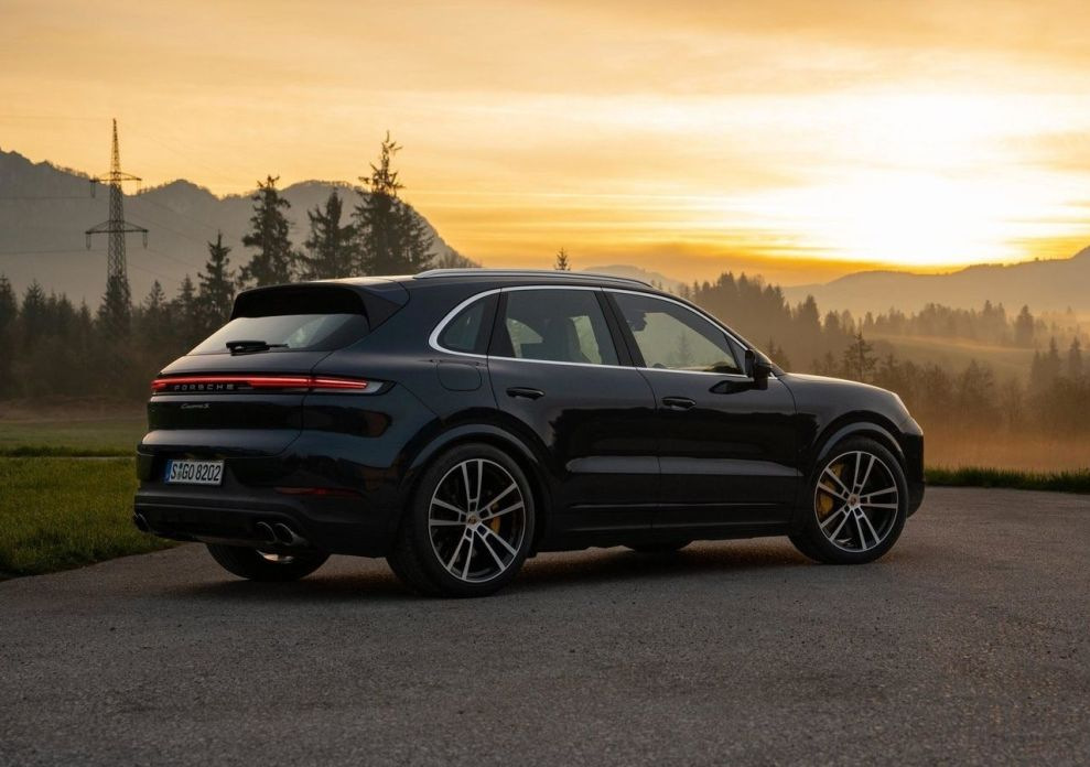 Test av uppdaterade sportcrossovern Porsche Cayenne