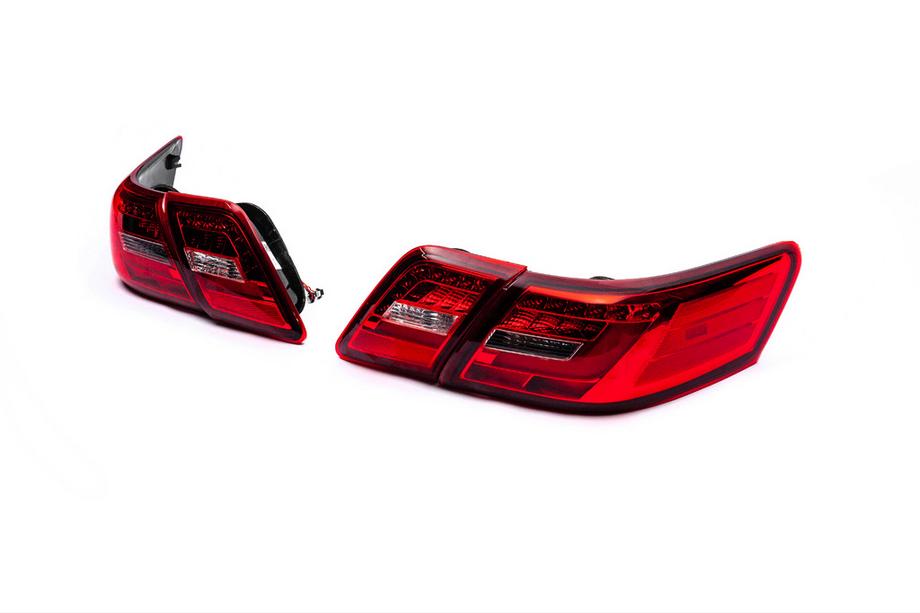 Toyota Camry 2006–2011 Bakljus (2 st, LED Dragon) Image