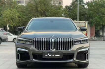 BMW 7-serien F01/F02 2008–2015 Restylingkit för G12 M760 (med byte av bagagelucka och bakskärmar) foto 3