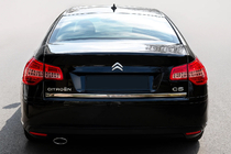 Citroen C-5 2008–2017 Bagageutrymmeskantskydd Carmos (rostfritt stål) foto 1