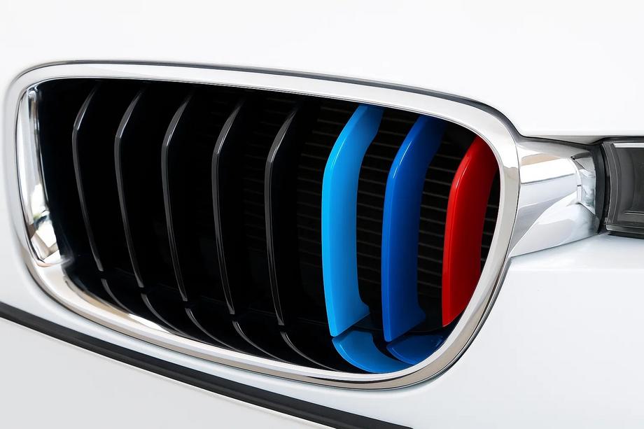 BMW 3-serien F30/F31 2012–2019 Grillister för 8-lamellgrill (3 st.) Image