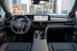 Recension av crossover-sedanen Toyota Crown foto 5