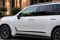 Lexus LX 500d/600 2022– Svarta dörrlister F-Sport vit/svart (4 st, ABS) foto 2