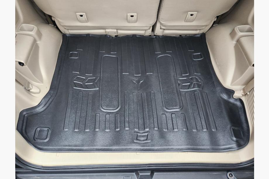 Toyota Land Cruiser Prado 120 2002–2009 3D bagagerumsmatta (5/7-sits) (Stingray) Image