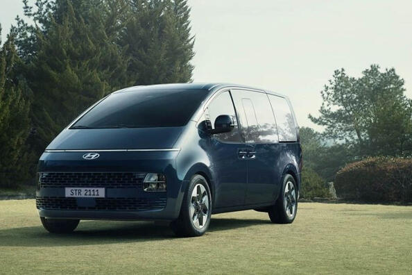 Test av minibussen Hyundai Staria