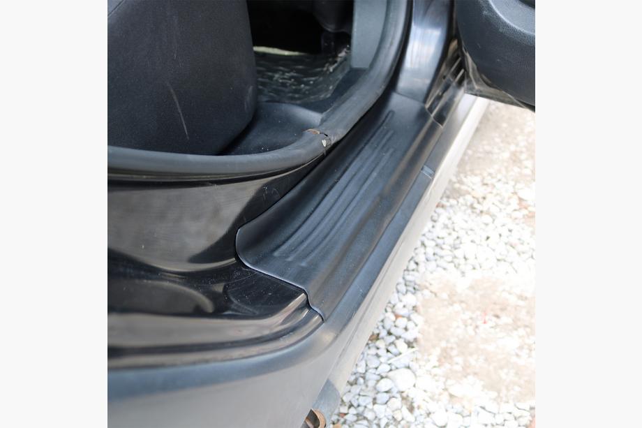 Renault Sandero 2013–2022 EuroCap instegsskydd (4 st, ABS) Foto 3