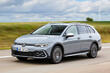 Volkswagen Golf Alltrack: en perfekt kombination av elegans och praktisk funktion foto 2