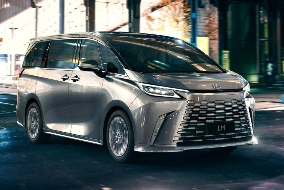 Test av premium-minivanen Lexus LM i andra generationen