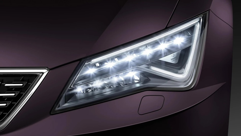 LED-belysning för bilen: för- och nackdelar