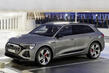Elektrisk fyrhjulsdriven crossover Audi Q8 e-tron foto 4