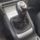 Skoda Octavia II A5 2010–2013 Läderdamask för växelspak foto 3