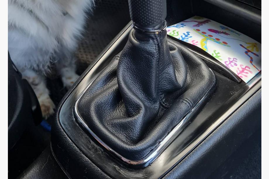 Volkswagen Golf 4 1997–2006 Växelspaksdamask i läder Image