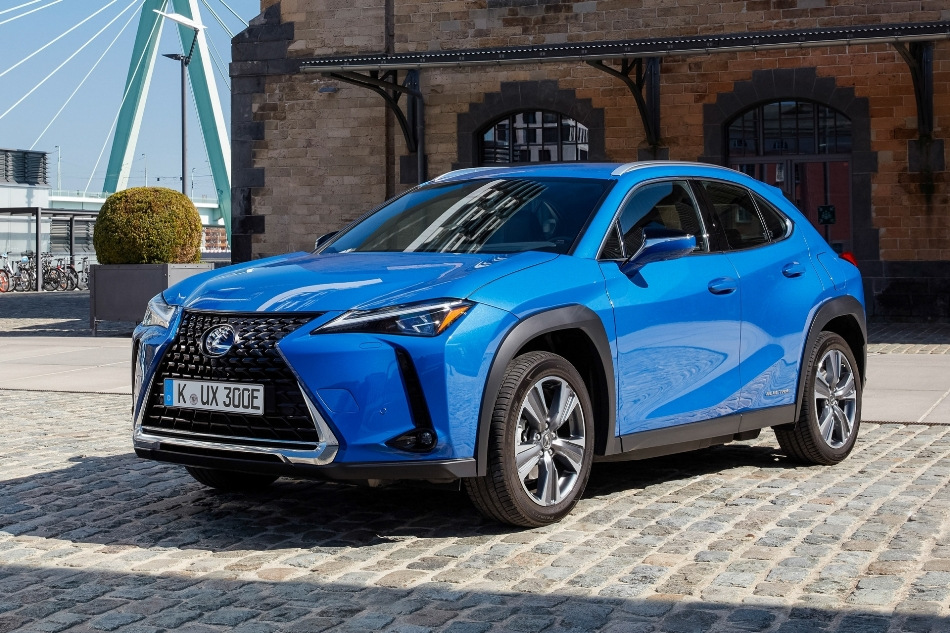 Lexus UX 300e: test av japanska märkets första elbil