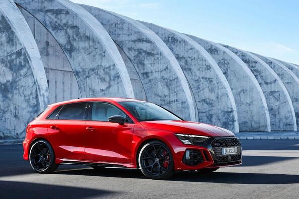 Audi RS 3 Sportback: test av den prestandaspäckade halvkombin