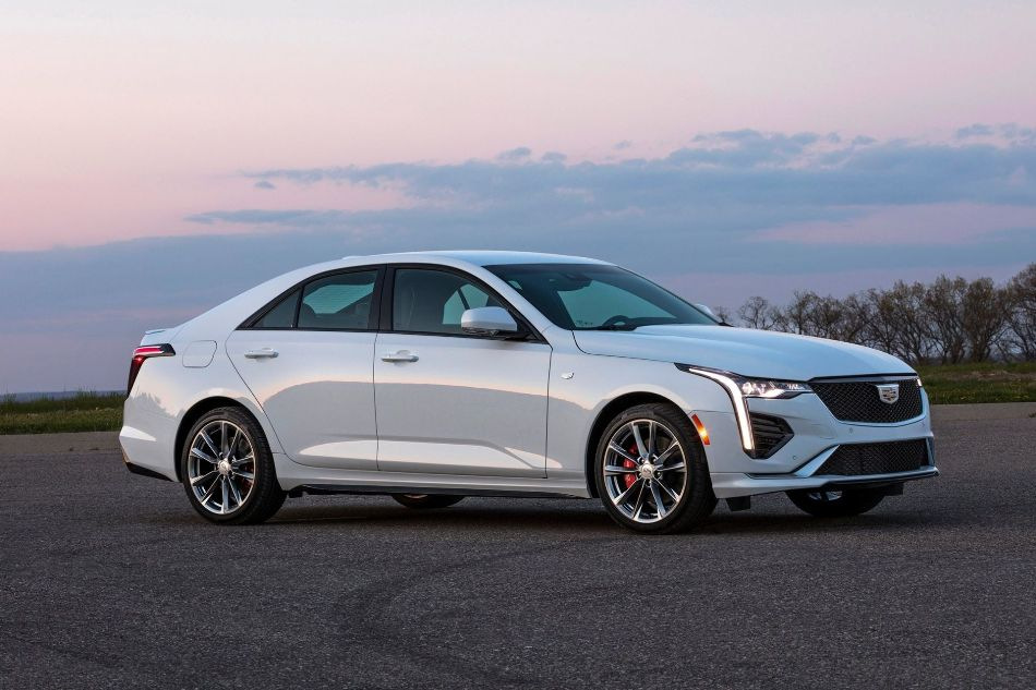 Cadillac CT4: lyx, prestanda och teknik i en kompakt sedan