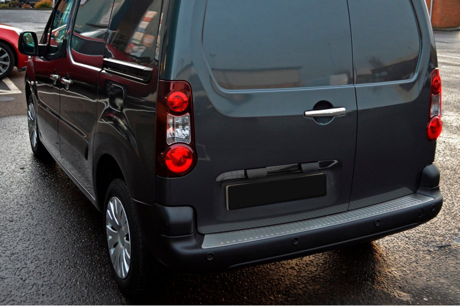 Peugeot Partner Tepee 2008–2018 OmsaLine bakre stötfångarlist (rostfritt stål) Foto 4
