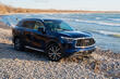 Infiniti QX60: Lyx och praktisk användbarhet i en bil foto 4