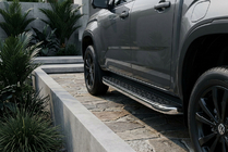 Volkswagen Amarok 2022– Sidosteg BlackLine (2 st, aluminium) foto 1