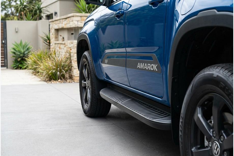 Volkswagen Amarok 2022– Sidosteg Tayga Black (2 st, aluminium) Image