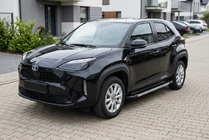 Toyota Yaris/Yaris Cross (XP210) 2020– Sidosteg RedLine V1 (2 st, aluminium) foto 1