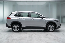 Toyota Corolla Cross 2020– Sidosteg Fullmond (2 st, aluminium) foto 1