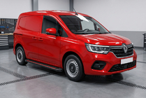 Renault Kangoo/Express 2021– Sidosteg Maya Red (2 st, aluminium) Renault Kangoo från 2021↗ foto 1