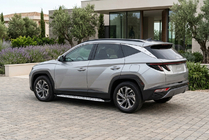 Hyundai Tucson NX4 2021– Sidosteg Shining V1 (2 st, aluminium) foto 1