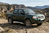 Nissan NP300 1999–2015 Sidosteg Shining V1 (2 st, aluminium) foto 1