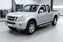 Isuzu D-Max 2002–2011 Sidosteg Shining V1 (2 st, aluminium) foto 1