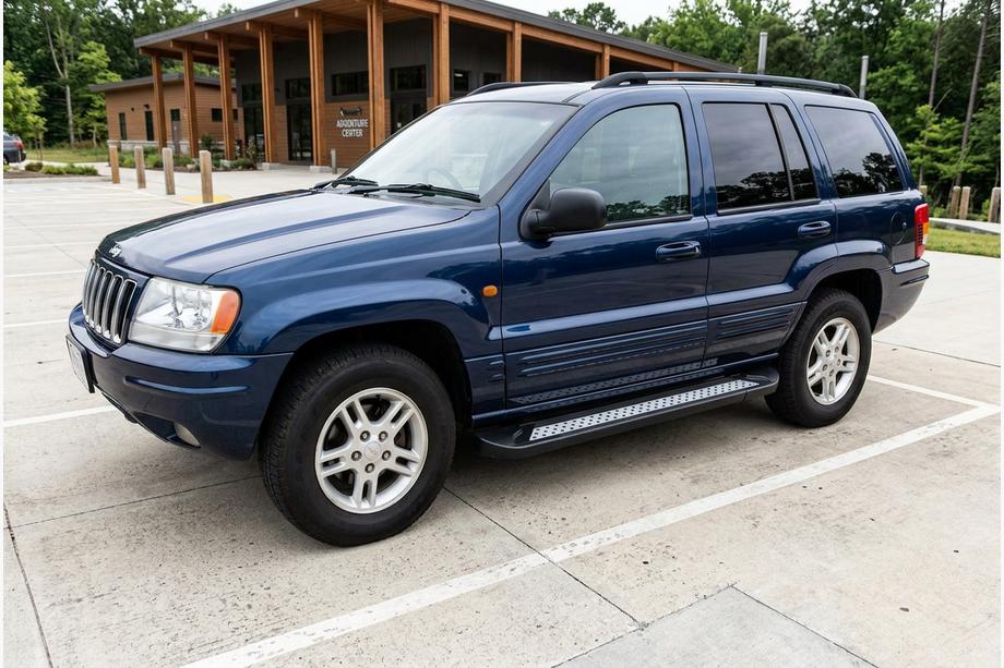 Jeep Grand Cherokee WJ 1999–2004 Sidosteg Vision New Black (2 st, aluminium) Image
