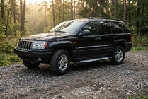 Jeep Grand Cherokee WJ 1999–2004 Sidosteg Allmond Grey (2 st, aluminium) foto 1