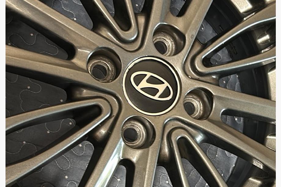 Hyundai Svarta centrumkåpor hyun60tur-bl (59 mm / 55 mm, 4 st) Image