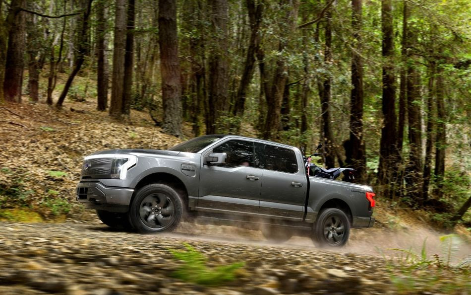 Ford F-150 Lightning: test av el-pickup, räckvidd och produktionsstopp