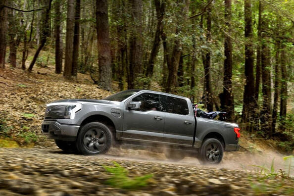 Ford F-150 Lightning: test av el-pickup, räckvidd och produktionsstopp