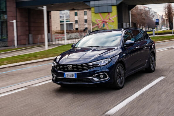 Fiat Tipo Station Wagon: test av den uppdaterade kombin