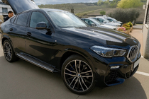 BMW X6 G06 2019–2027 OEM sidosteg (2 st) foto 1